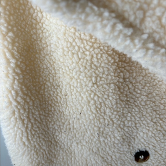 London Rag Sleeveless Teddy Coat- Large - Picture 5 of 5